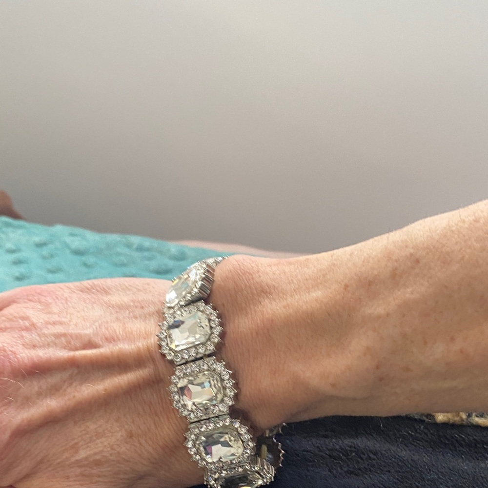 Source Unknown Elegant Silver Bracelet With Cryst… - image 1